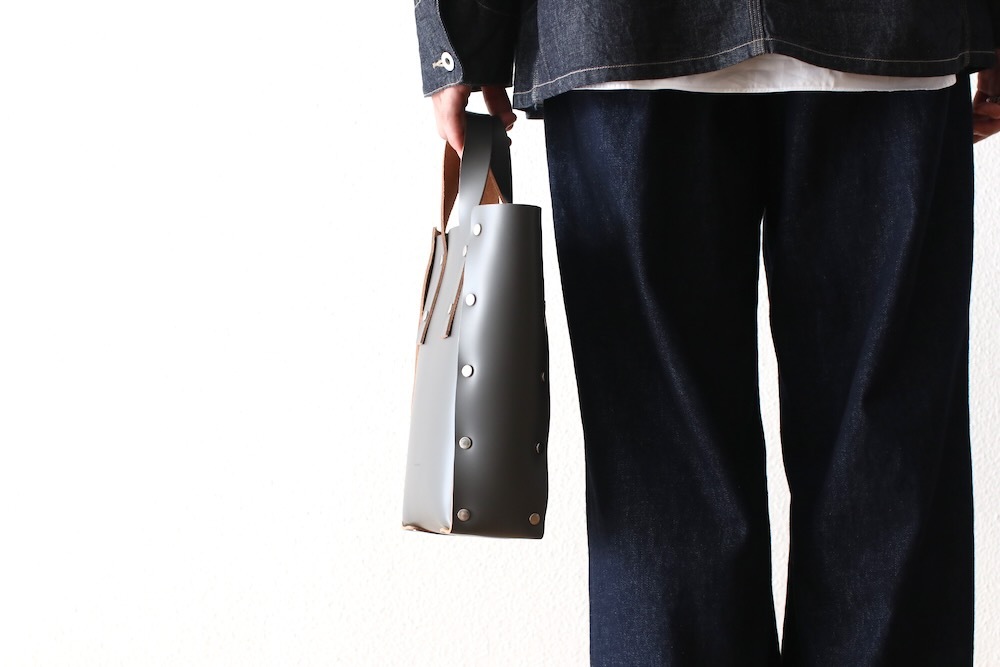 HenderScheme (���������������) "assemble hand bag tall S"