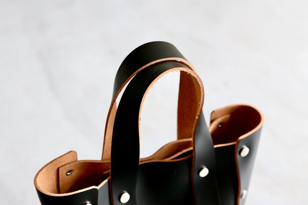 HenderScheme (���������������) "assemble hand bag tall S"