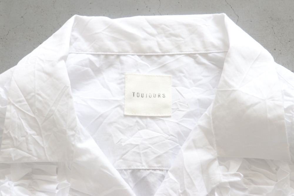 ��WOMEN'S��TOUJOURS�ʥȥ����塼�ˡ�Open Collar Short Sleeve Frill Shirt - WRINKLE COTTON PAPER CLOTH"