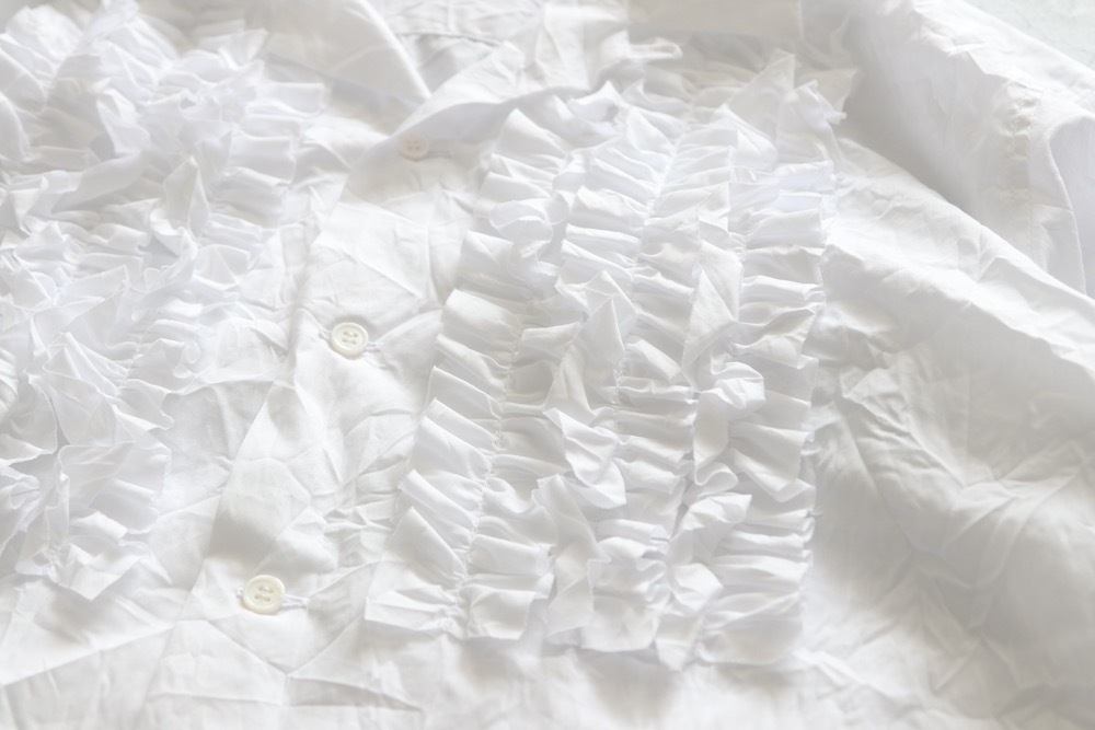 ��WOMEN'S��TOUJOURS�ʥȥ����塼�ˡ�Open Collar Short Sleeve Frill Shirt - WRINKLE COTTON PAPER CLOTH"