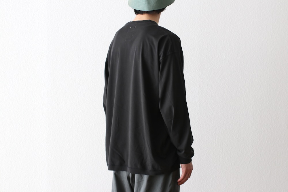 nanamica(�ʥʥߥ�) "OOAL L/S Pocket Tee"