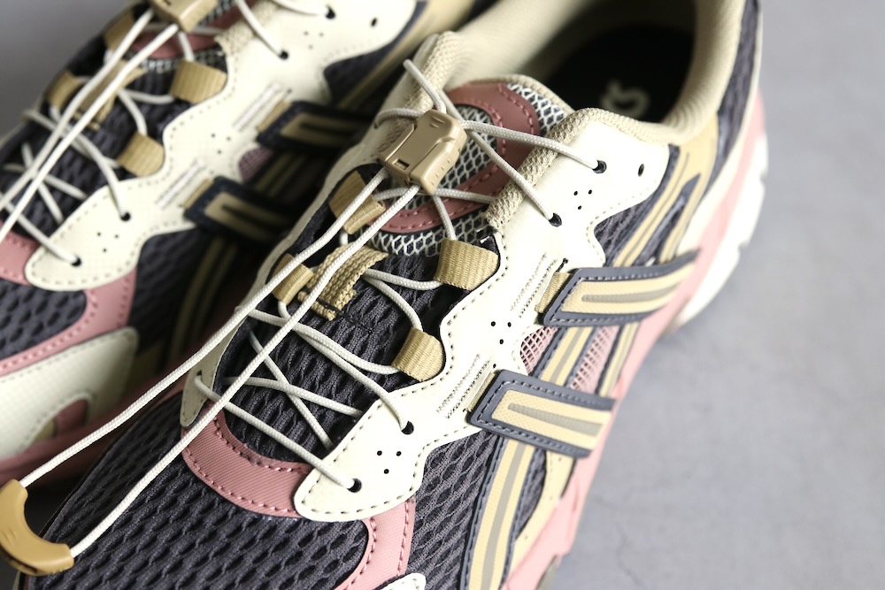 ASICS (アシックス) 