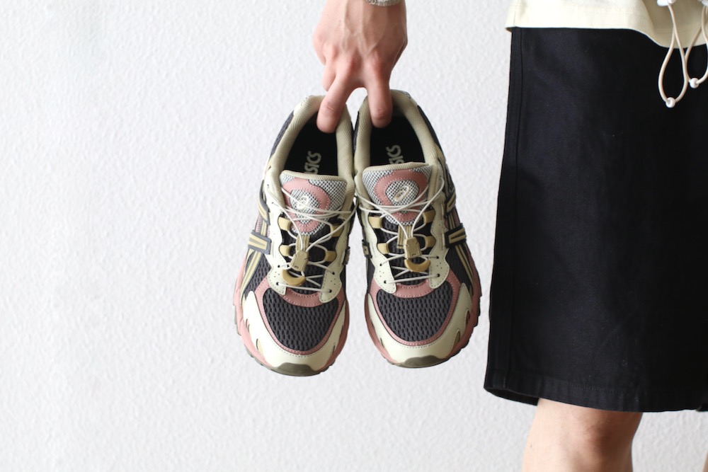 ASICS (�����å���) "GEL-SONOMA TR62"