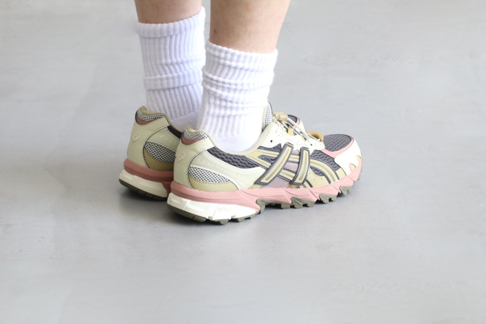 ASICS (�����å���) "GEL-SONOMA TR62"