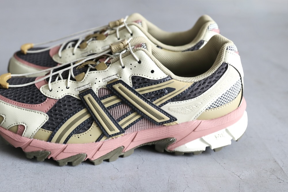 ASICS (アシックス) 
