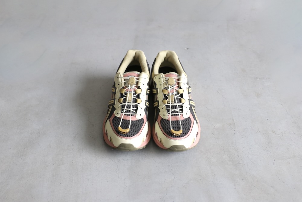 ASICS (�����å���) "GEL-SONOMA TR62"