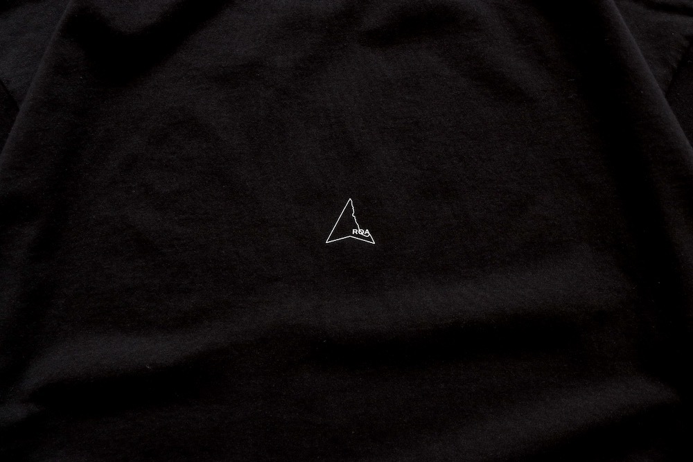 [10% > 20%OFF] ROA (����) "Logo T Shirt"