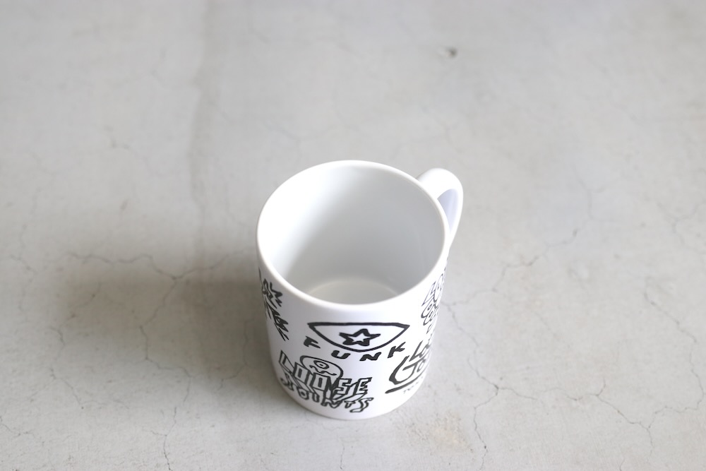LOOSE JOINTS(�롼�����祤���) "TOMOO GOKITA - 'V.P' MUG CUP"