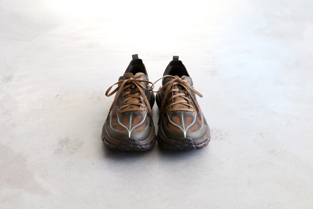 HOKA(�ۥ�) "U MAFATE SPEED 4 LITE -TREE BARK / CASTIRON-" 