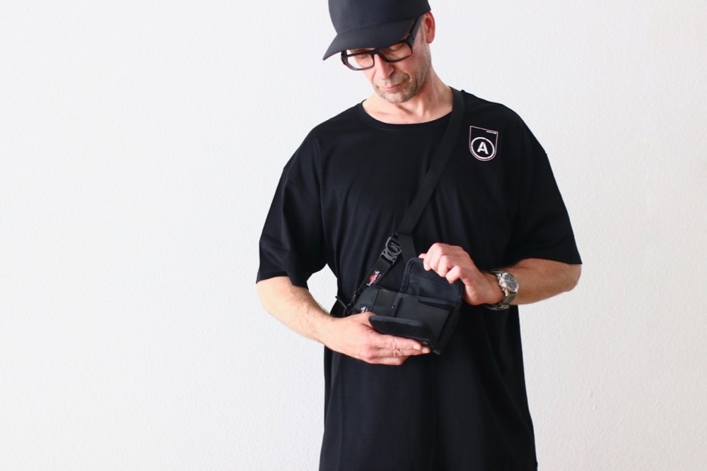 ��EXCLUSIVE / W.M ������ Bagjack(�Хå�����å�) "docking mole strap- w.mountain custom -"