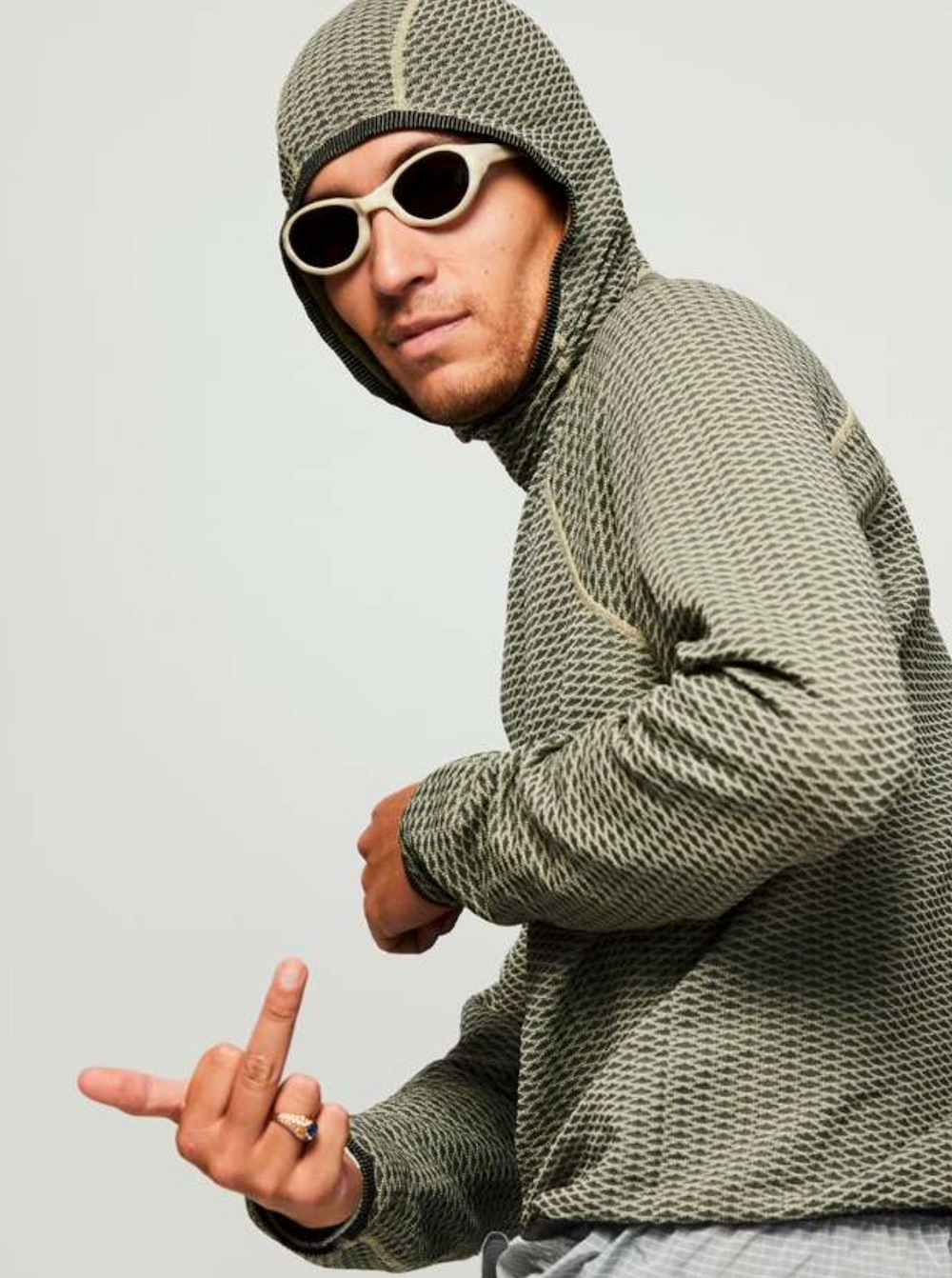 RAYON VERT(�졼��� �С���) "STARGATE LIGHTWEIGHT ALL-SEASON KNIT HOODIE"