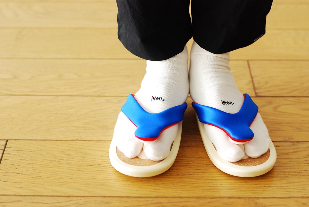 JoJo(祸) "BEACH SANDAL - Tricolor "