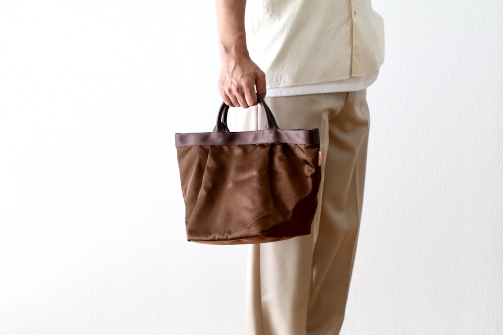 HenderScheme(���������������) "2tuck tote M"