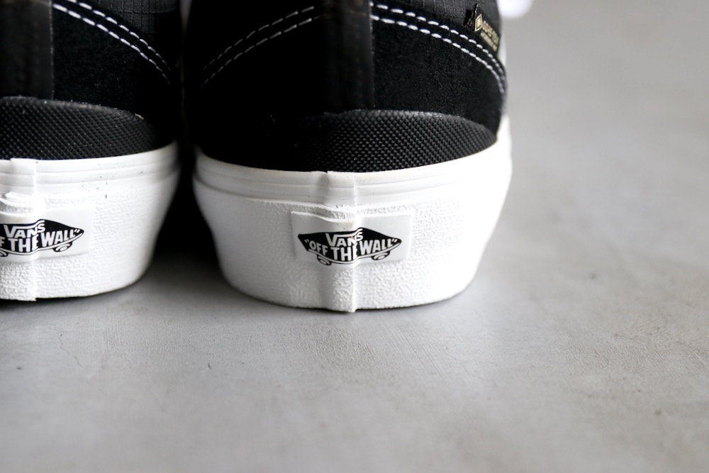 GORE-TEXVANS() "Old Skool GORE-TEX"