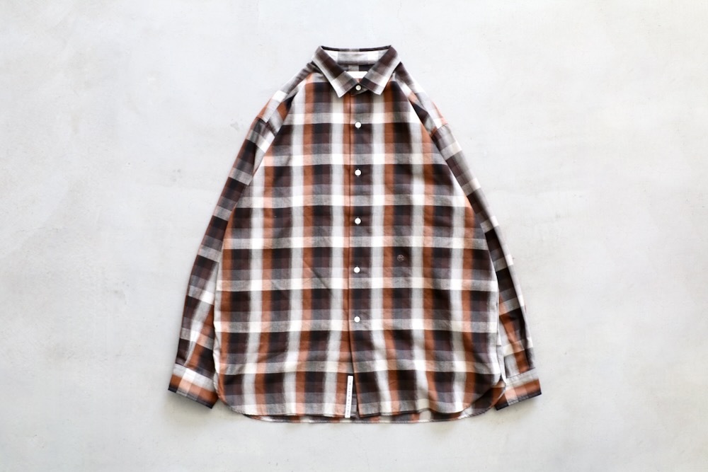 nanamica(�ʥʥߥ�) "Regular Collar Wind Shirt"