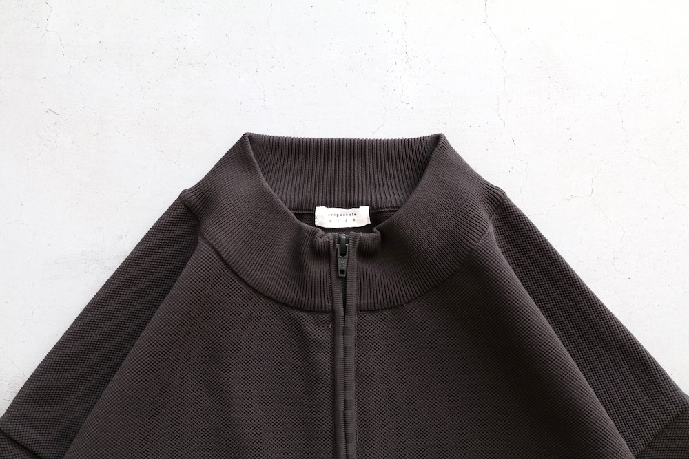 crepuscule(����ץ����塼��) "Poly Stretch Moss Stitch Drivers"