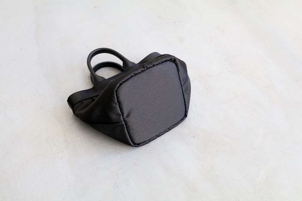 HenderScheme(���������������) "2tuck tote S"