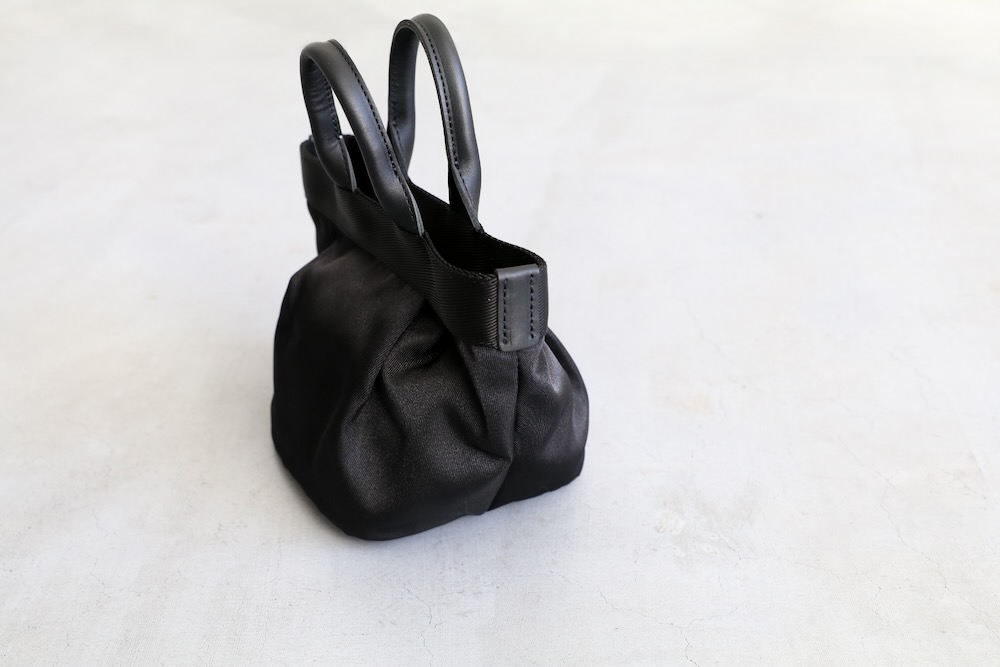 HenderScheme(���������������) "2tuck tote S"