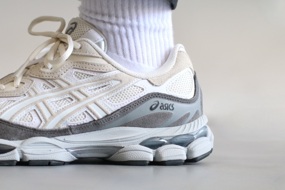 ASICS (アシックス) 