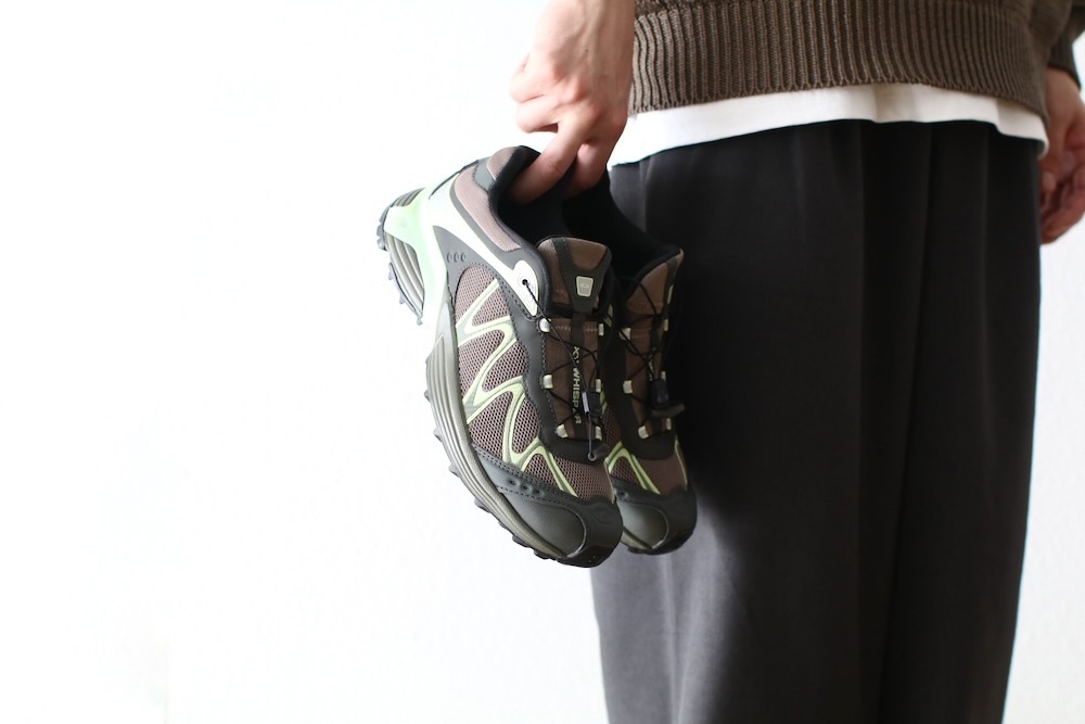 SALOMON(�������) "XT-WHISPER WALNUT / PEAT / BUTTERFLY"