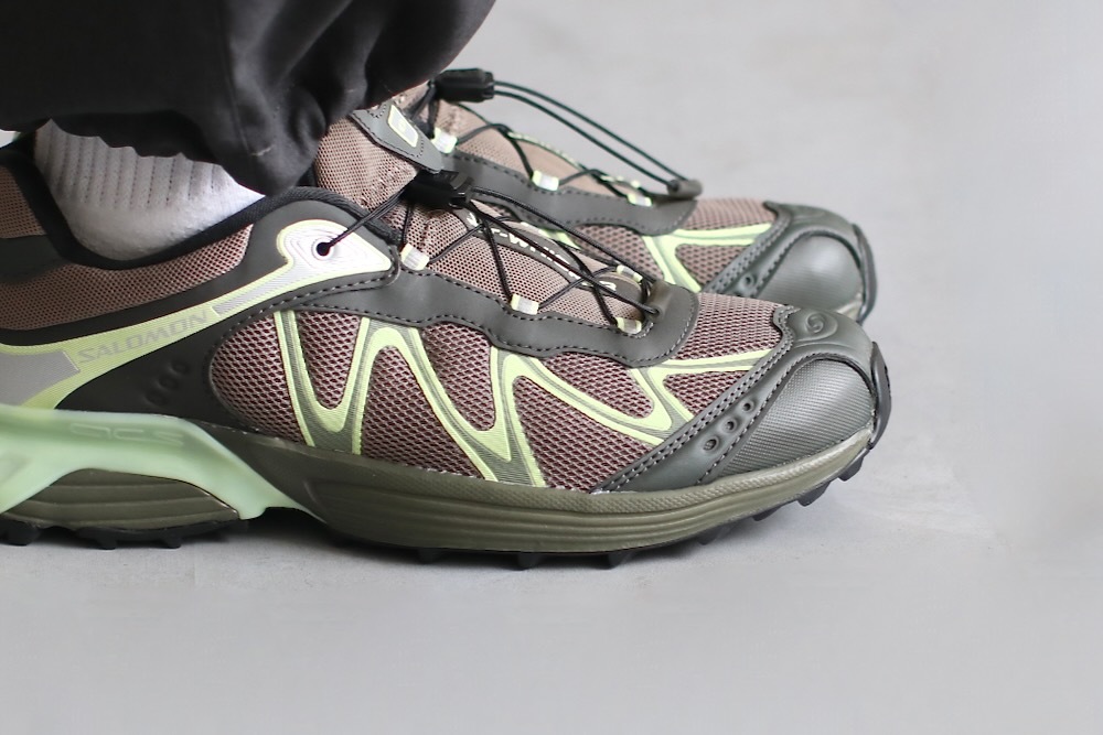 SALOMON(�������) "XT-WHISPER WALNUT / PEAT / BUTTERFLY"