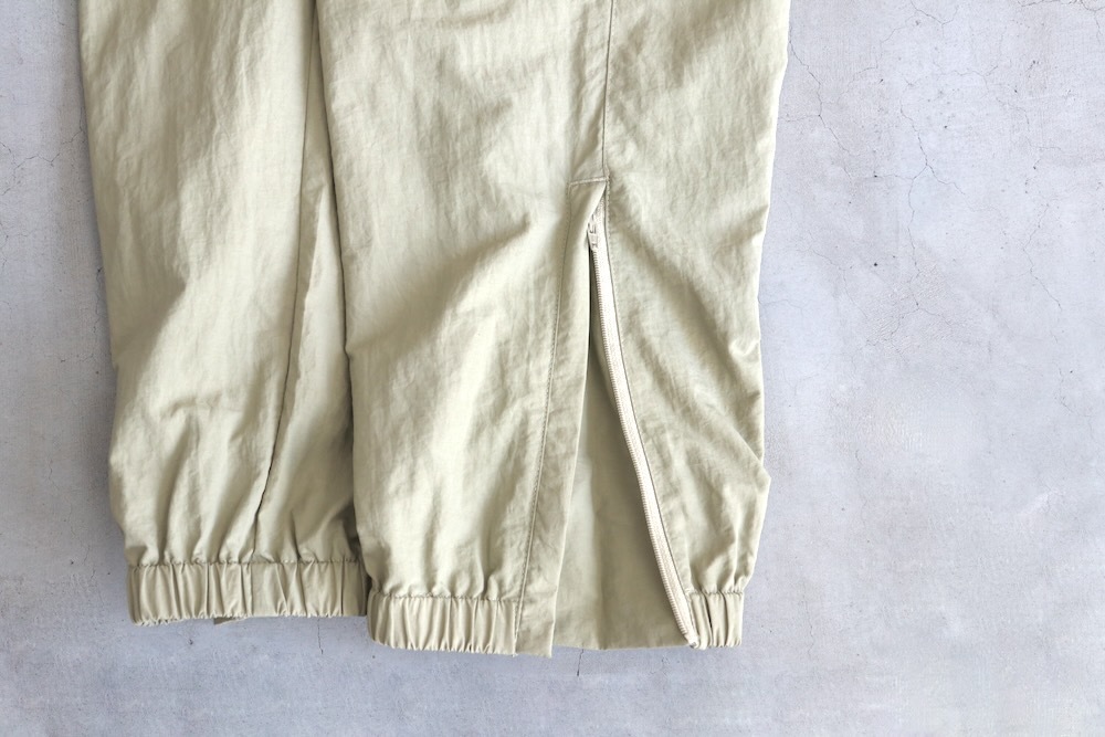 CITY COUNTRY CITY (���ƥ��� ����ȥ꡼ ���ƥ���) "SWITCHING NYLON TRACK PANTS"