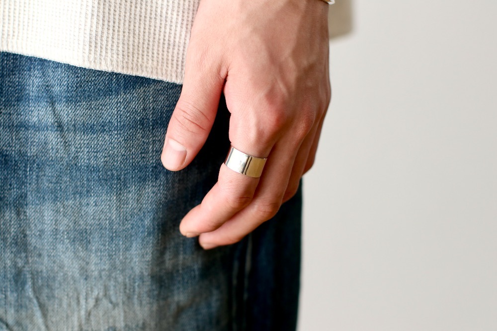 Indian Jewelry (����ǥ����� ���奨�꡼) "Silver Ring SVRG FL PL Thin -ERICKA NICOLAS BEGAY-"