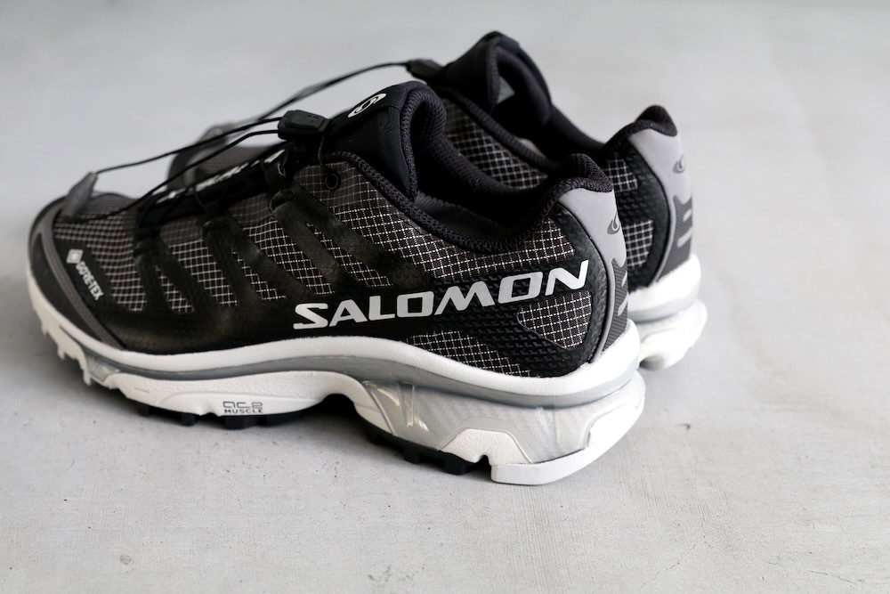 SALOMON(�������) "XT-4 OG GTX BLACK / BLACK / LUNAR ROCK"