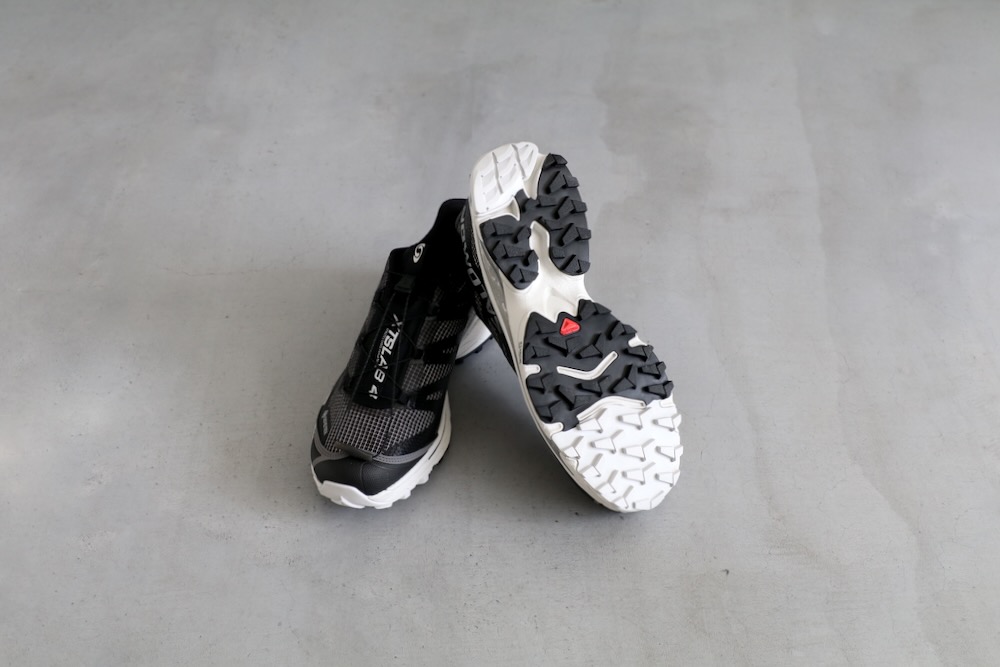 SALOMON(�������) "XT-4 OG GTX BLACK / BLACK / LUNAR ROCK"