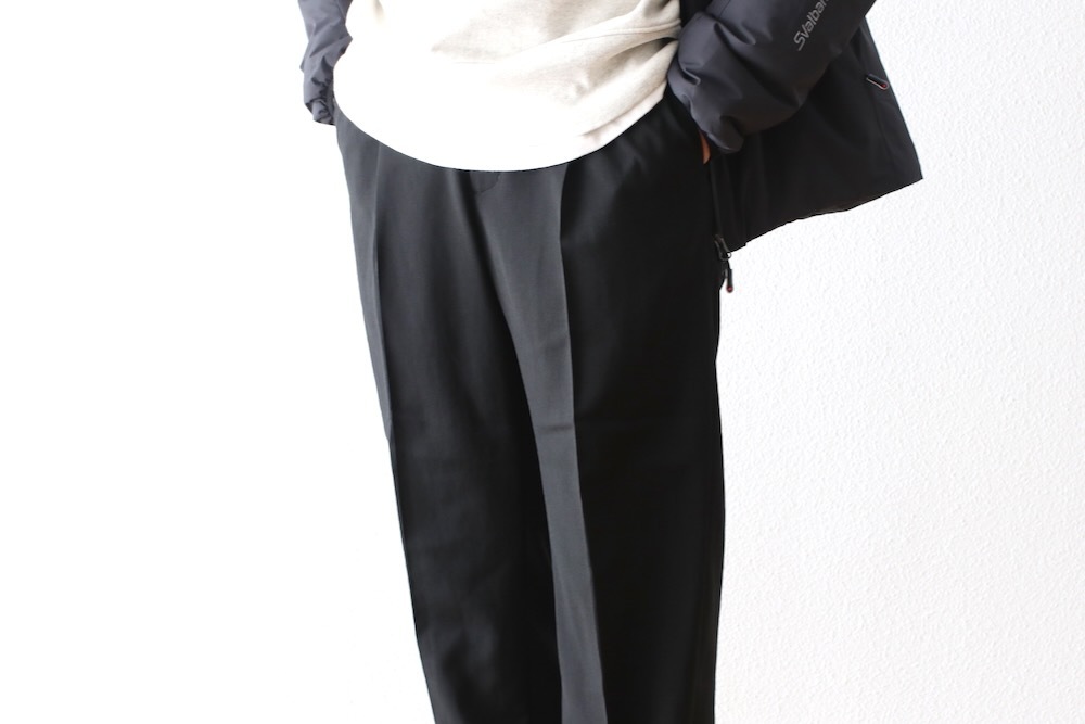 GOLDWIN (������ɥ�����) "One Tuck Straight Pants"