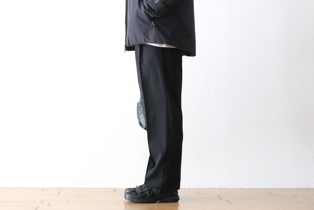 GOLDWIN (������ɥ�����) "One Tuck Straight Pants"