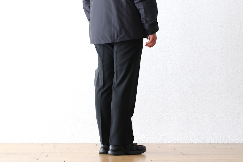 GOLDWIN (������ɥ�����) "One Tuck Straight Pants"