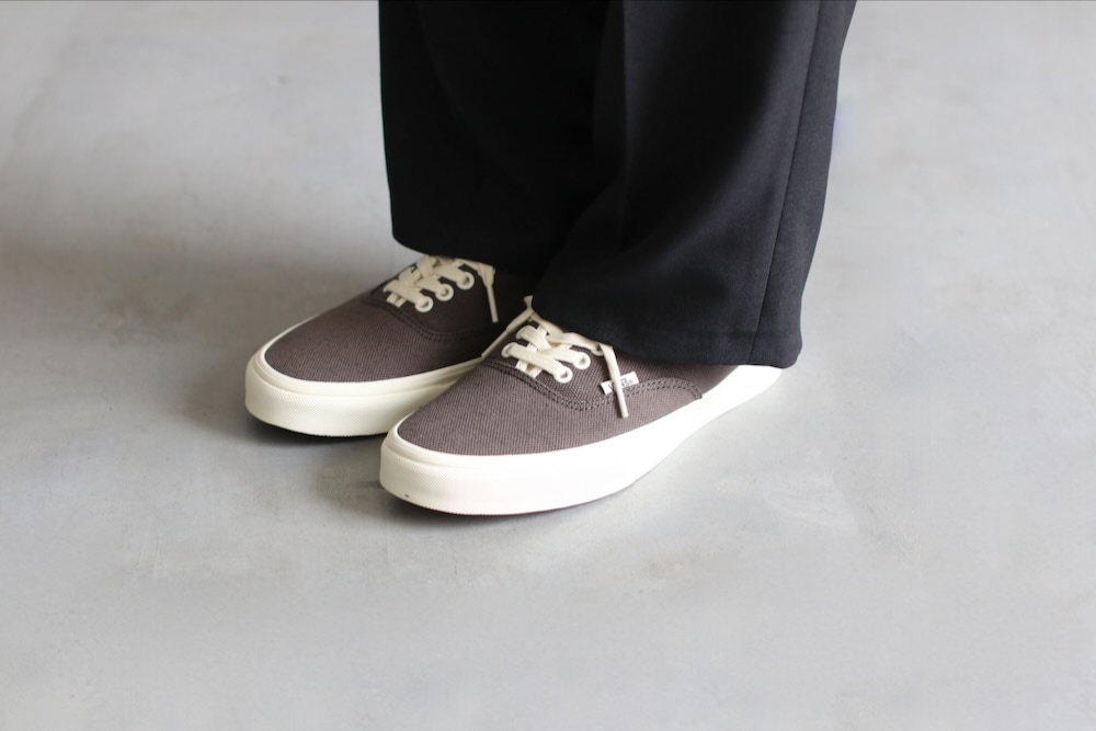 VANS(ヴァンズ) 