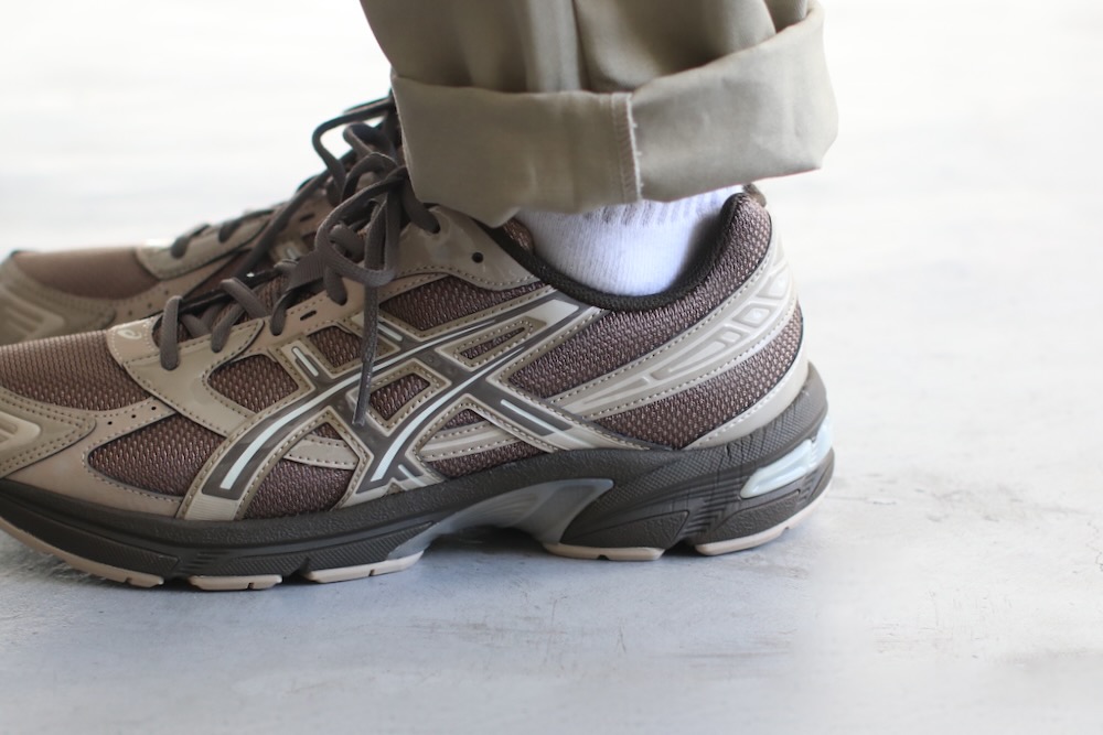 ASICS (アシックス) 