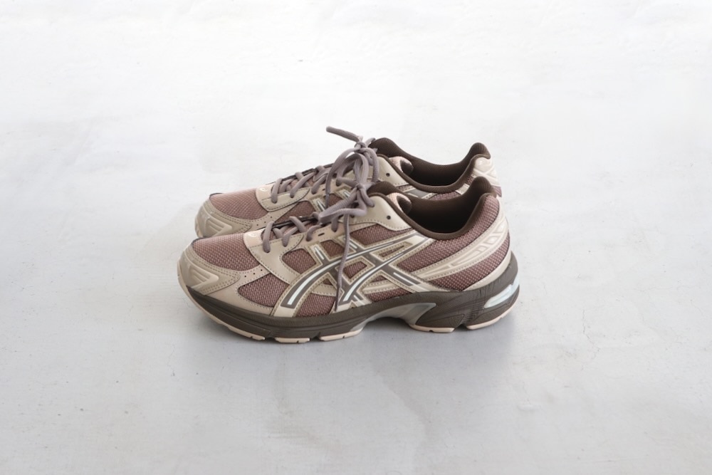 ASICS (アシックス) 