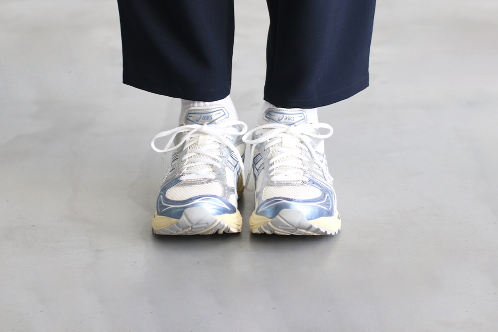 ASICS (�����å���) "GEL-KAYANO 14 Cream/Denim Blue"