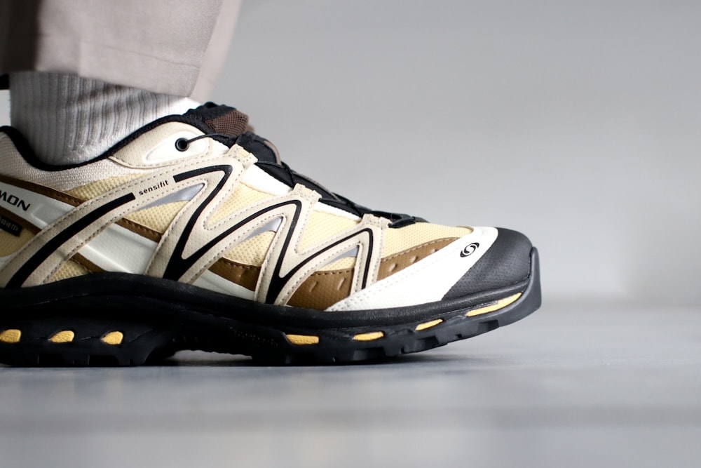 ��GORE-TEX��SALOMON(�������) "XT-QUEST GTX SAHARA SUN / WHITE PEPPER / BEACH BALL"