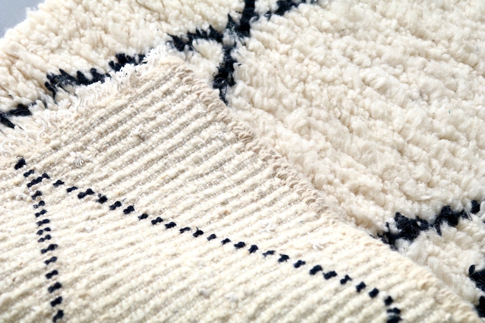 LIGHT YEARS(�饤�� ���䡼��)"MOROCCAN RUG VINTAGE BENI OUARAIN - �٥˥��� / BO1005"