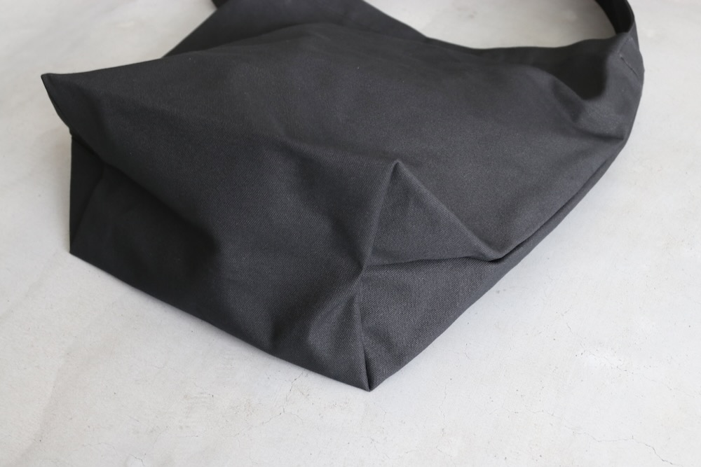 YOROZU（ヨロズ） JP/帆布 タスキショルダー1番 JP/帆布 タスキショルダー1番(FREE IVORY): YOROZU: MENS
