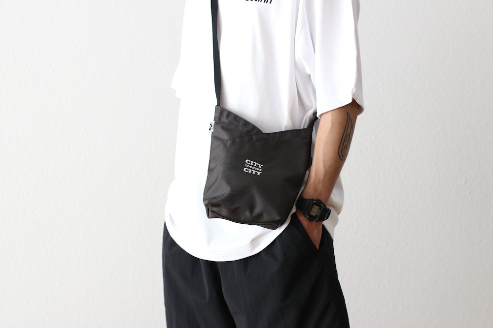 limitedCITY COUNTRY CITY  hobo (ƥ ȥ꡼ ƥ  ۡܡ) "AZUMA SHOULDER BAG NYLON OXFORD for CITY COUNTRY CITY"