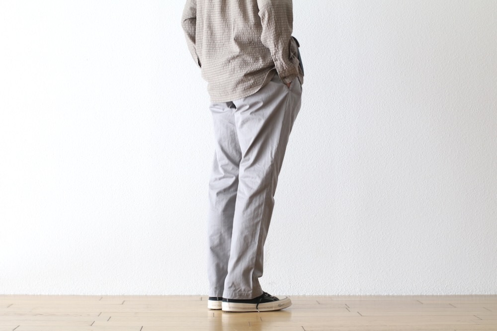 nonnative(�Υ�ͥ��ƥ���) "OFFICER CHINO TROUSERS COTTON DOBBY STRIPE PIGMENT DYE"