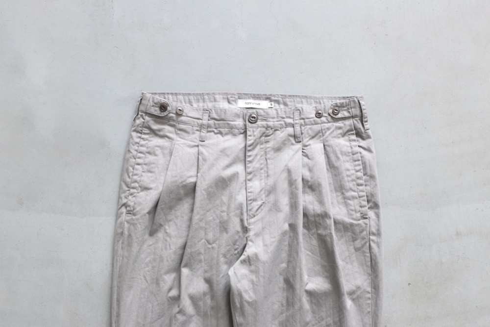 nonnative(�Υ�ͥ��ƥ���) "OFFICER CHINO TROUSERS COTTON DOBBY STRIPE PIGMENT DYE"