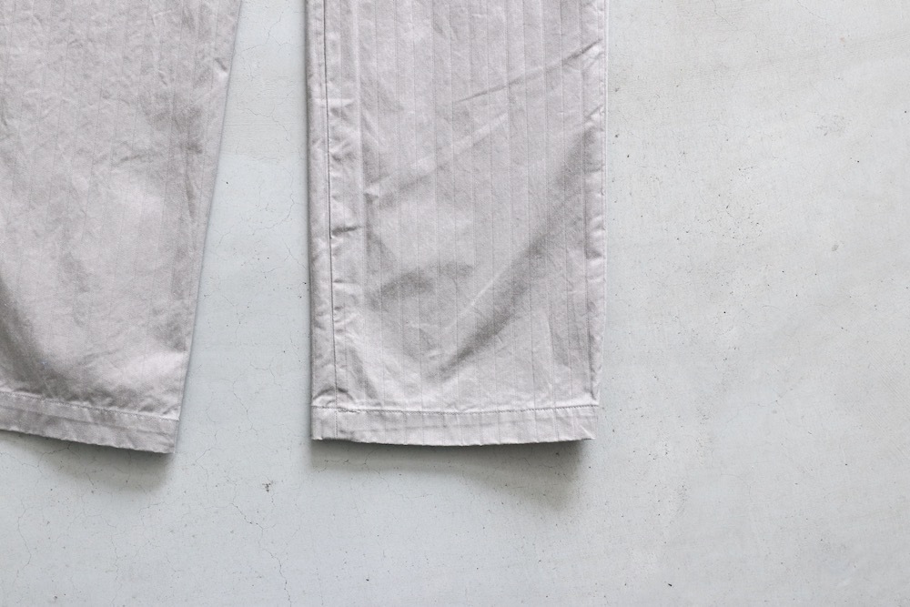 nonnative(�Υ�ͥ��ƥ���) "OFFICER CHINO TROUSERS COTTON DOBBY STRIPE PIGMENT DYE"