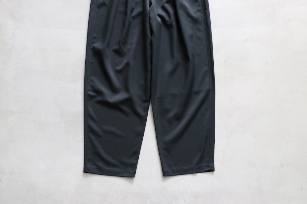 FreshService(�ե�å��奵���ӥ�) "COOLFIBER TWO TUCK EASY PANTS"