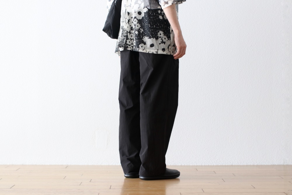 ssstein WIDE STRAIGHT TROUSERS OFF Mサイズ ssstein(シュタイン) WIND PROOF NYLON WIDE EASY TROUSERS 公式通販