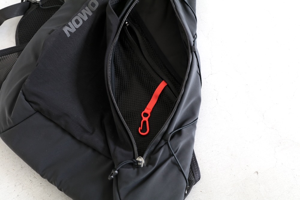 SALOMON(�������) "ADV CROSS BODY BAG BLACK"