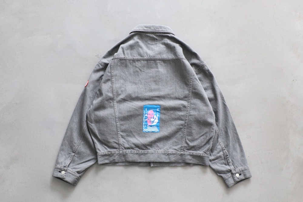 C.E(��������) "WASHED BLACK DENIM TRUCKER JACKET"
