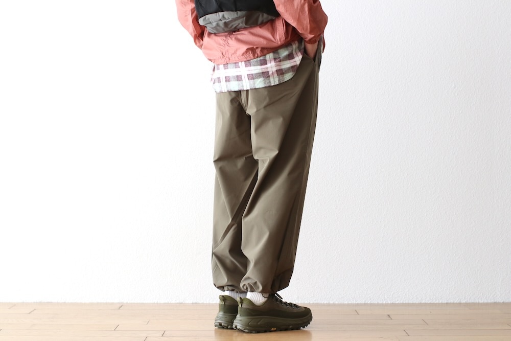 最終値下げdaiwapier39 TECH EASYTROUSERS TWILL DAIWA PIER39 