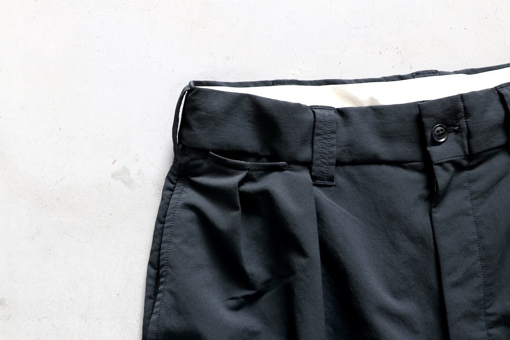[20%OFF] nanamica(�ʥʥߥ�) "ALPHADRY Double Pleat Shorts"