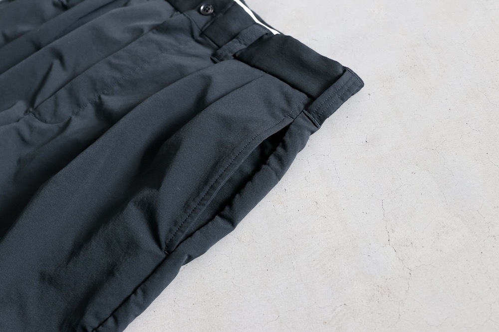 [20%OFF] nanamica(�ʥʥߥ�) "ALPHADRY Double Pleat Shorts"